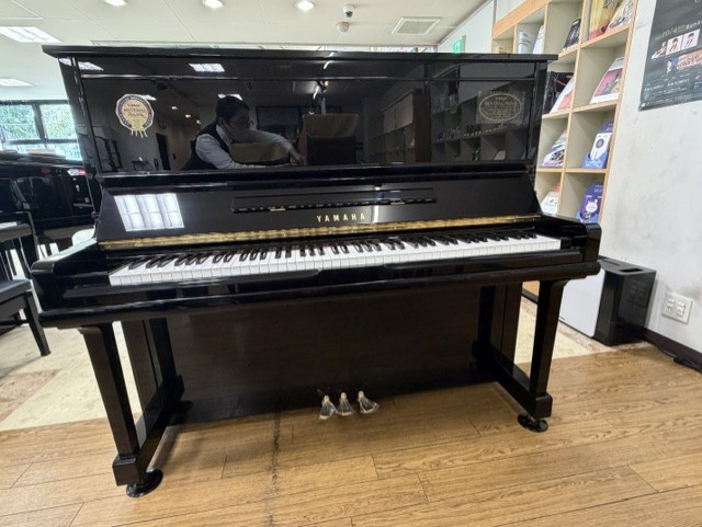 中古 ヤマハ アップライトピアノ U30A