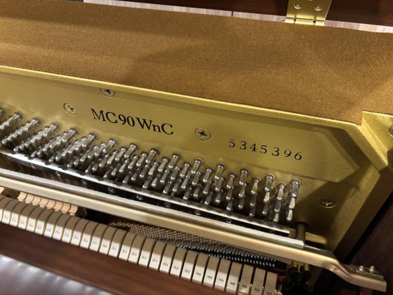 中古 ヤマハ  アップライトピアノ  MC90WnC