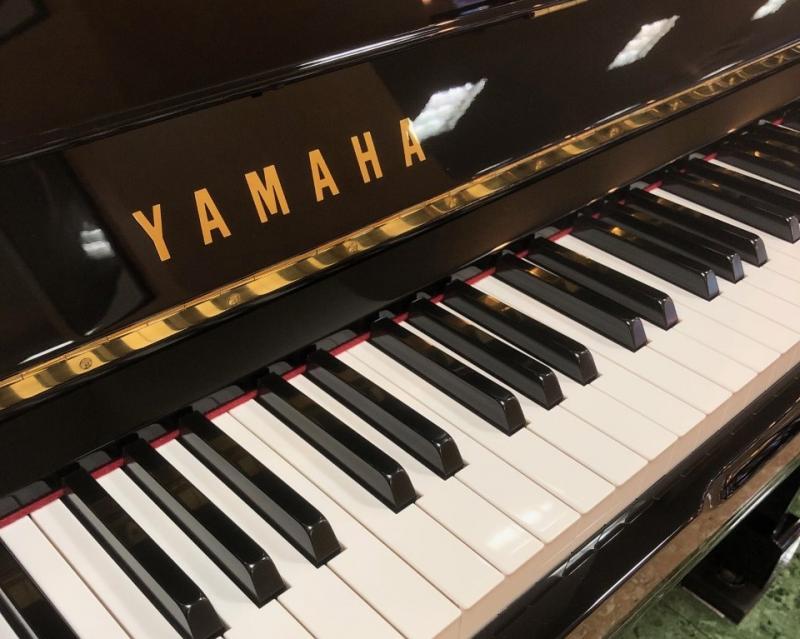 中古 ヤマハ  アップライトピアノ  U100