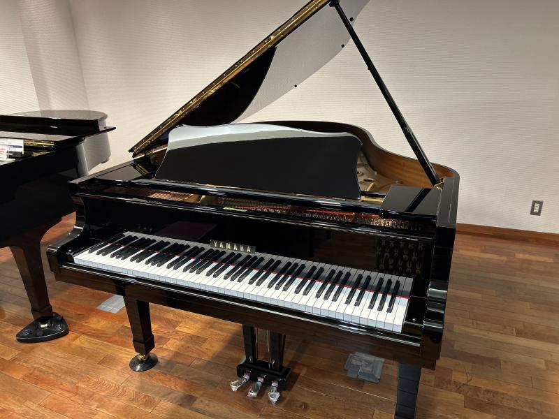中古 ヤマハ グランドピアノ C3