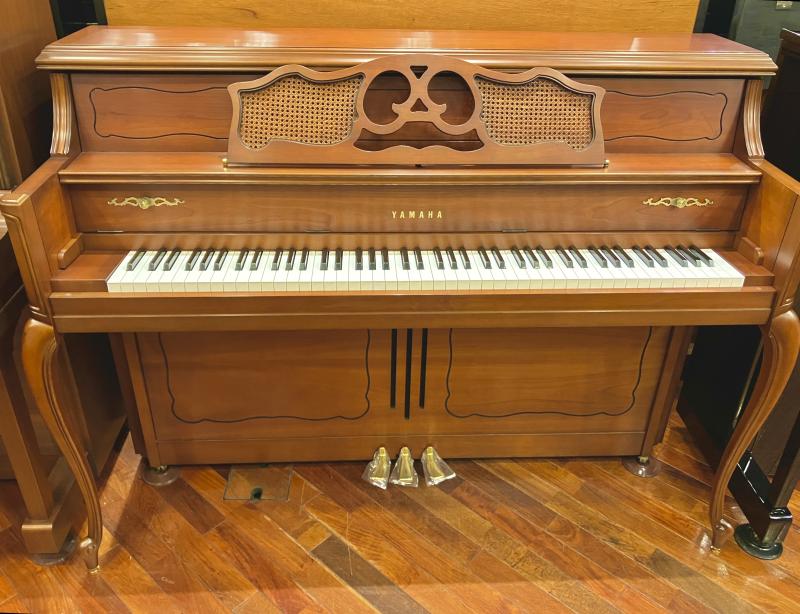中古 ヤマハ  アップライトピアノ  W100MC