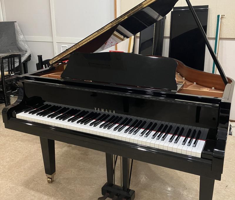 中古 ヤマハ グランドピアノ A1R