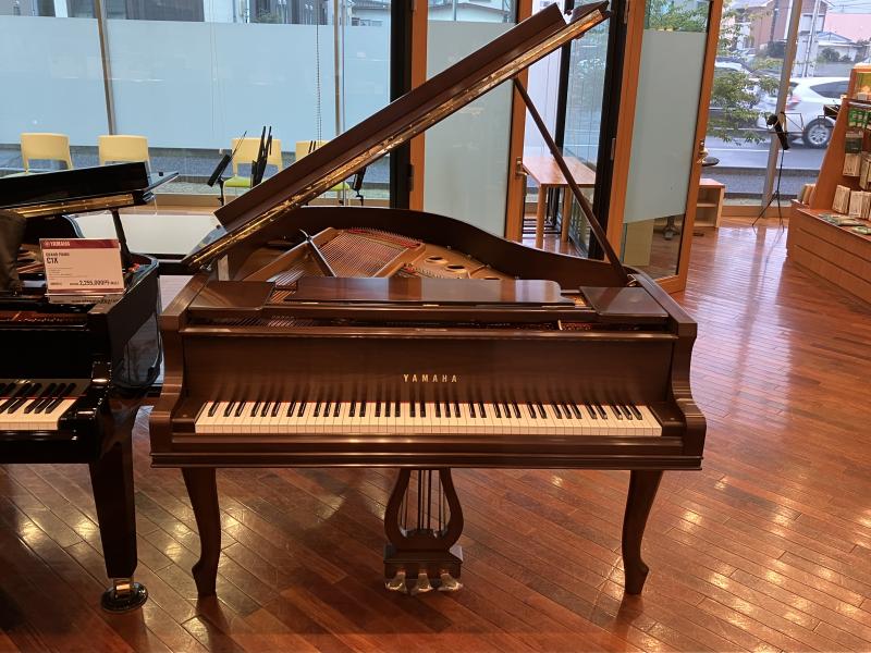 中古 ヤマハ グランドピアノ C2CP