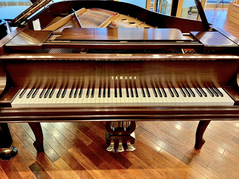 中古 ヤマハ  グランドピアノ  C2CP