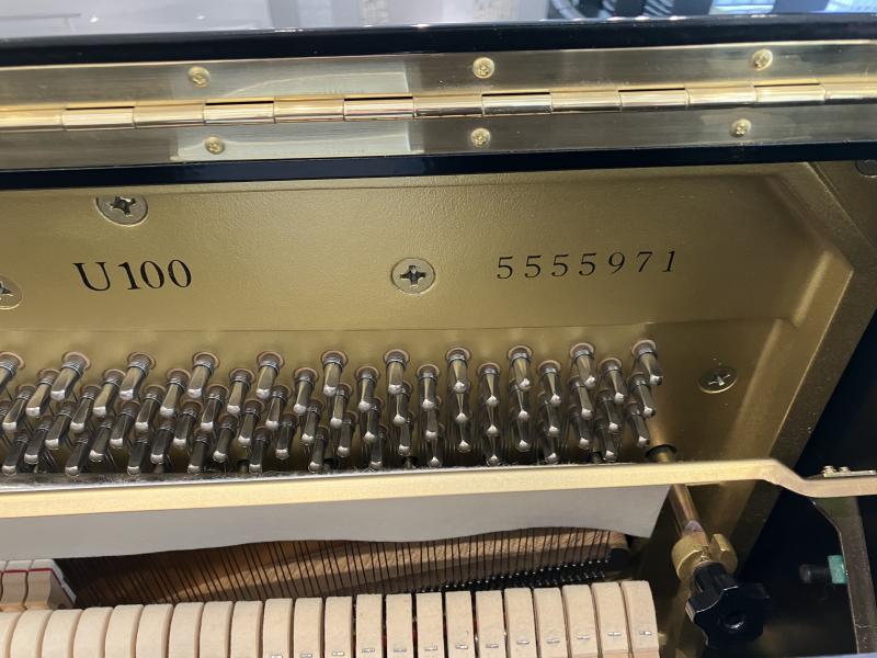 中古 ヤマハ  アップライトピアノ  U100