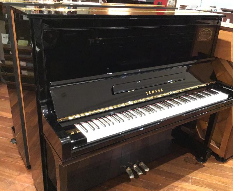 中古 ヤマハ アップライトピアノ U300