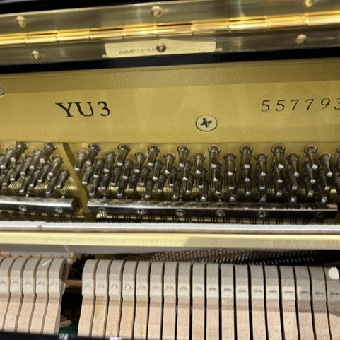 中古 ヤマハ  アップライトピアノ  YU3