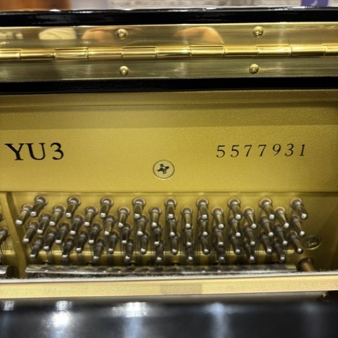 中古 ヤマハ  アップライトピアノ  YU3