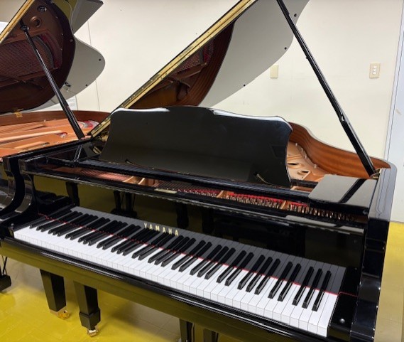中古 ヤマハ グランドピアノ C2