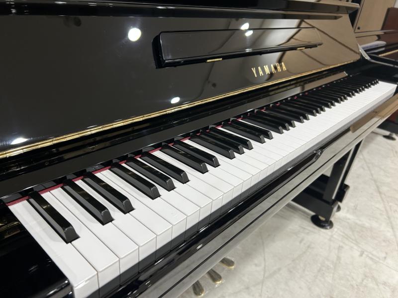 中古 ヤマハ  アップライトピアノ  YU3