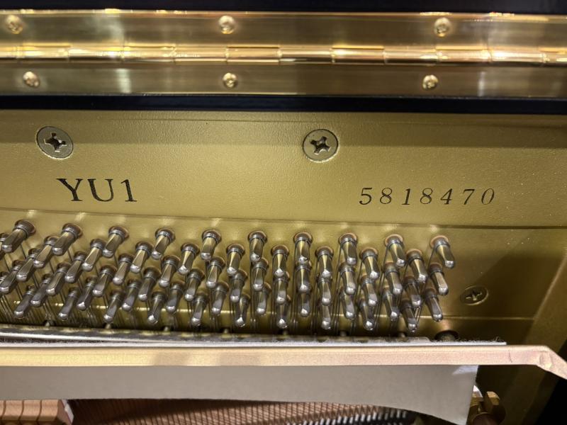 中古 ヤマハ  アップライトピアノ  YU1
