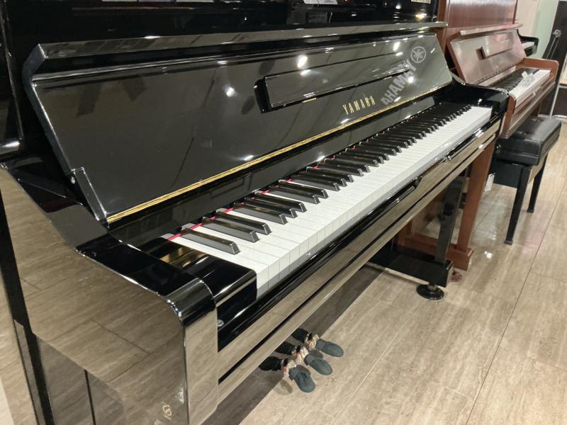 中古 ヤマハ  アップライトピアノ  YU1