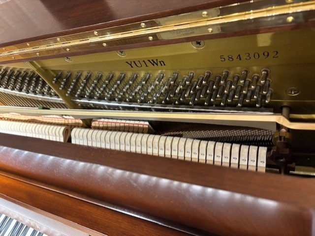 中古 ヤマハ  アップライトピアノ  YU1Wn