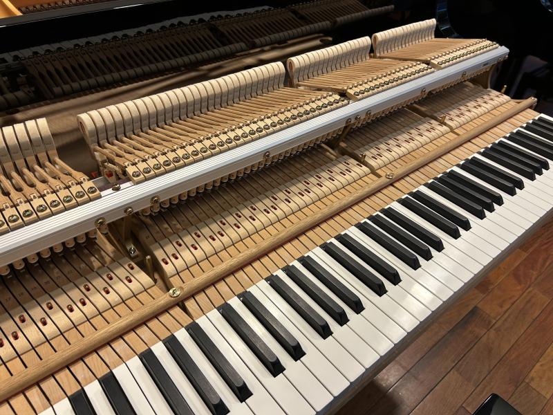 中古 ヤマハ  グランドピアノ  C2L