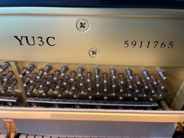 中古 ヤマハ  アップライトピアノ  YU3CE