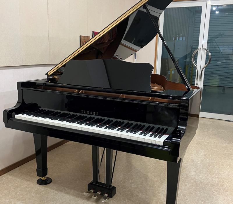 中古 ヤマハ グランドピアノ C3L