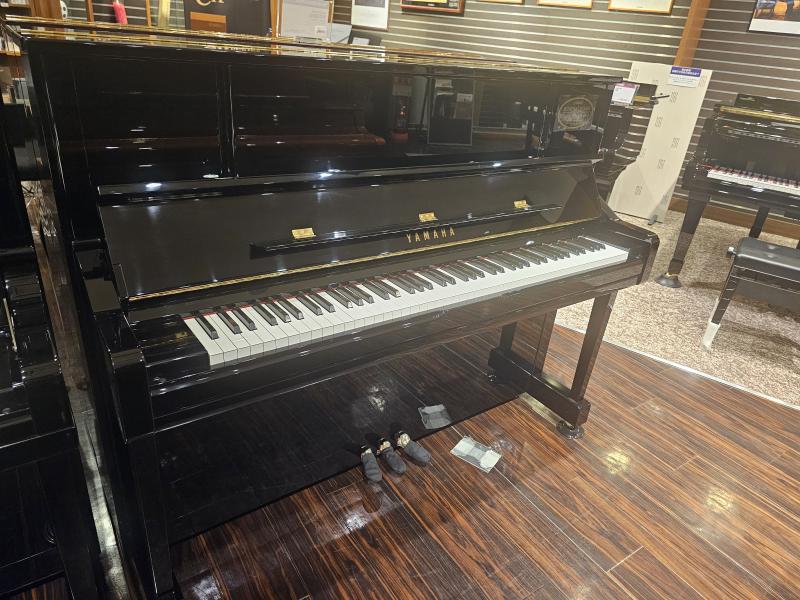 中古 ヤマハ アップライトピアノ YU10