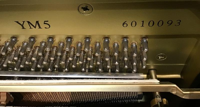 中古 ヤマハ  アップライトピアノ  YM5