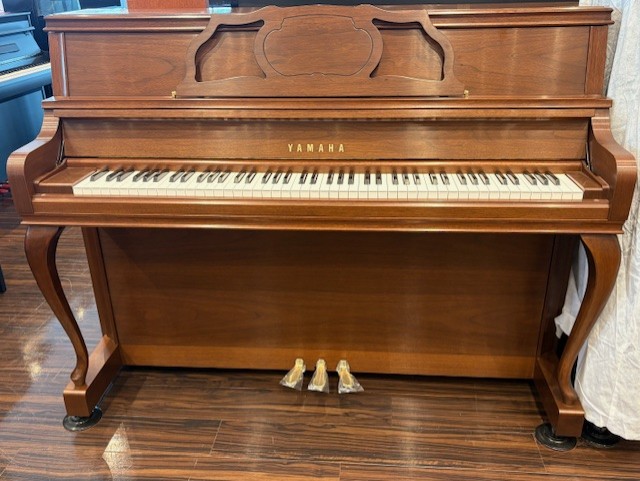 中古 ヤマハ アップライトピアノ YF101W