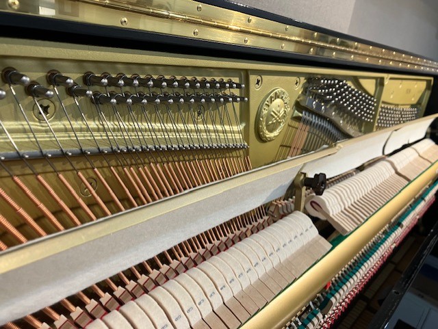 中古 ヤマハ  アップライトピアノ  YU30