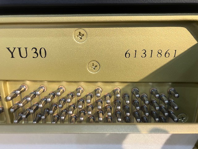 中古 ヤマハ  アップライトピアノ  YU30