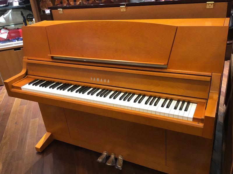 中古 ヤマハ アップライトピアノ MI201