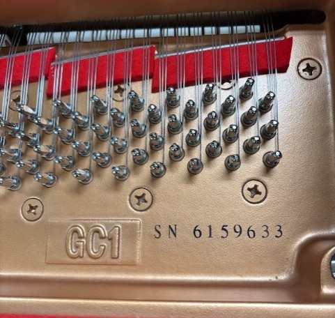 中古 ヤマハ  グランドピアノ  GC1SN