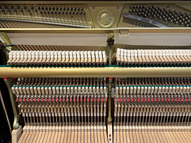 中古 ヤマハ  アップライトピアノ  YU30