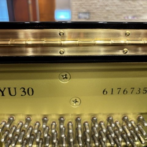 中古 ヤマハ  アップライトピアノ  YU30
