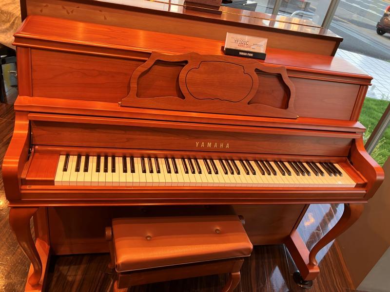 中古 ヤマハ アップライトピアノ YF101C