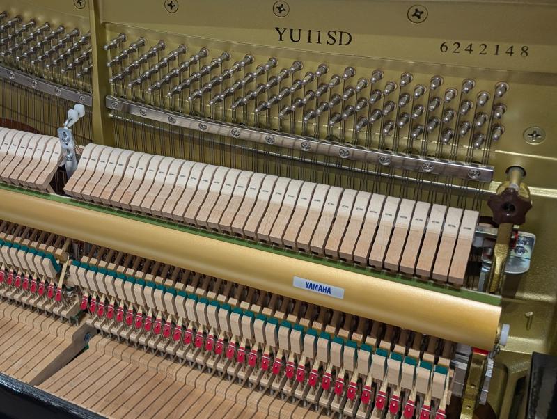 中古 ヤマハ  アップライトピアノ  YU11SD