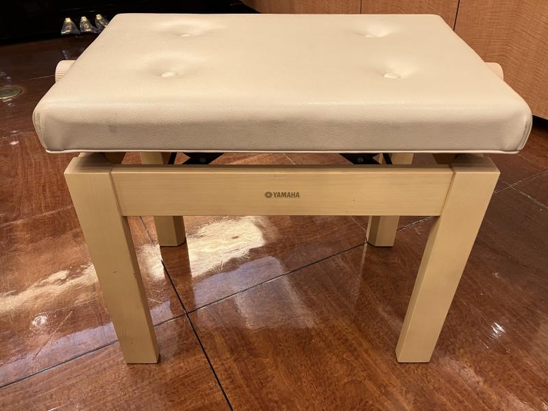 中古 ヤマハ  アップライトピアノ  MI102