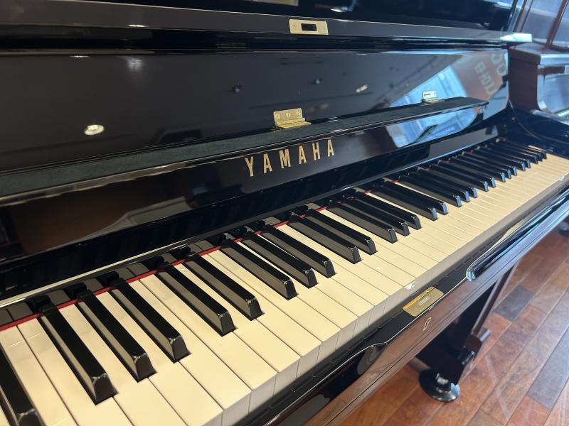 中古 ヤマハ  アップライトピアノ  YUS1