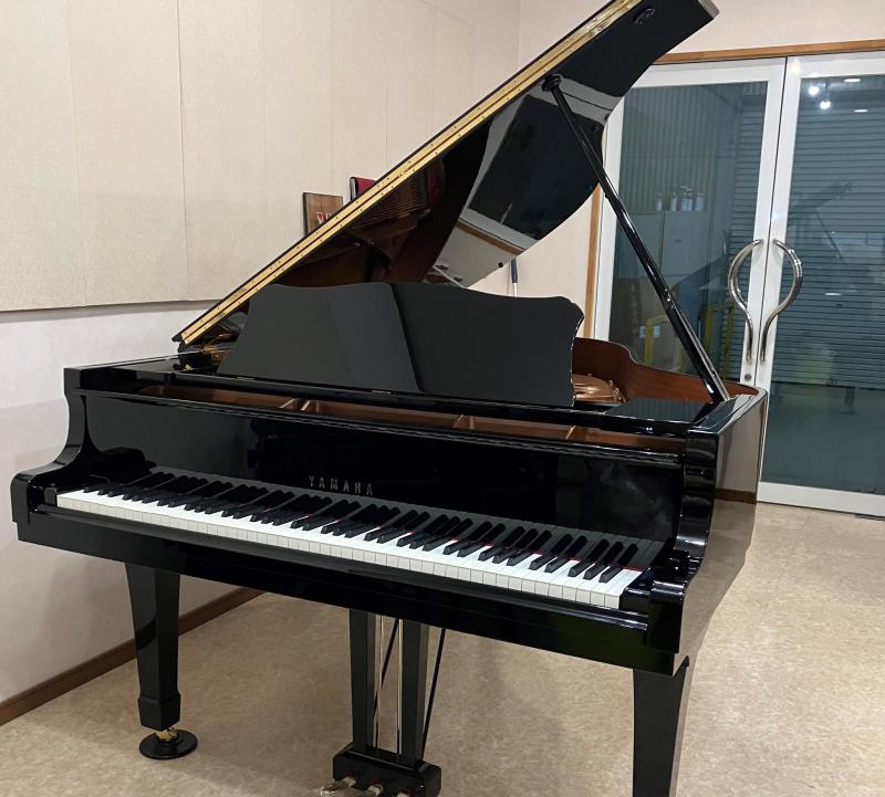 中古 ヤマハ グランドピアノ C3