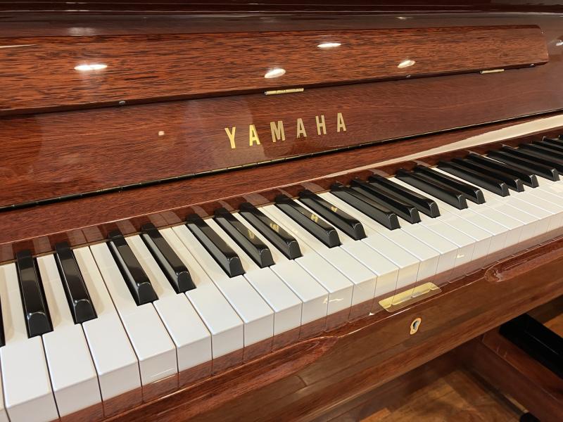 中古 ヤマハ  アップライトピアノ  YUS1MhC