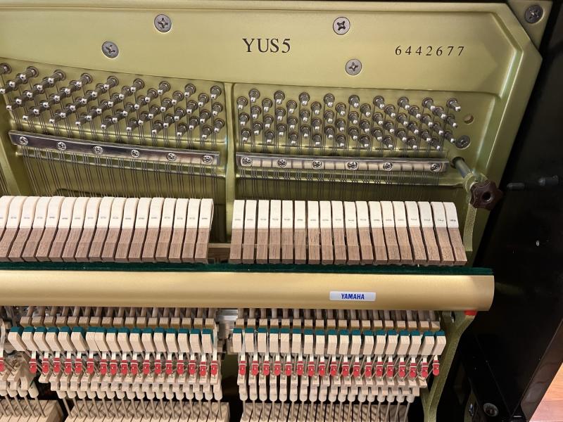 中古 ヤマハ  アップライトピアノ  YUS5