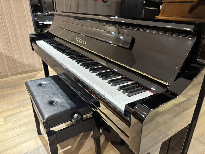 中古 ヤマハ  アップライトピアノ  YU11