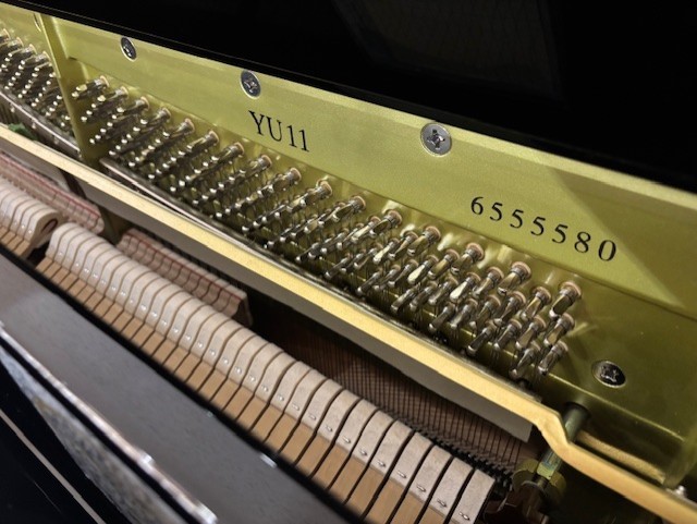 中古 ヤマハ  アップライトピアノ  YU11