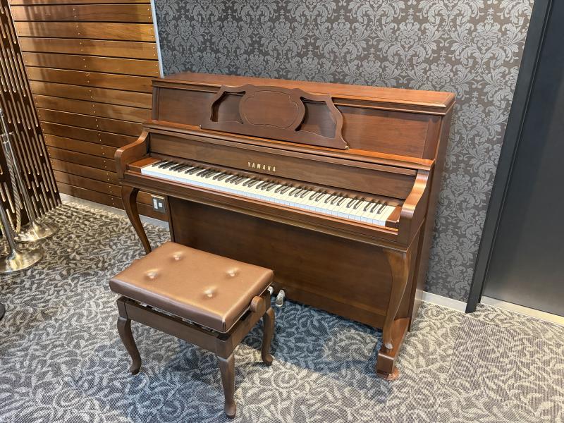 中古 ヤマハ アップライトピアノ YF101W