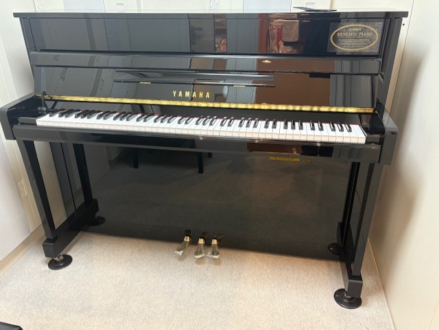 中古 ヤマハ アップライトピアノ b113