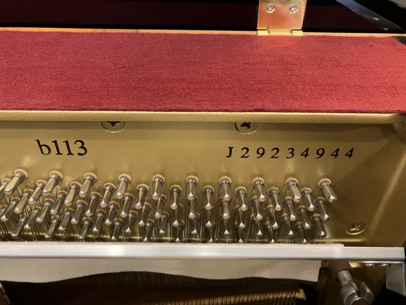 中古 ヤマハ アップライトピアノ b113