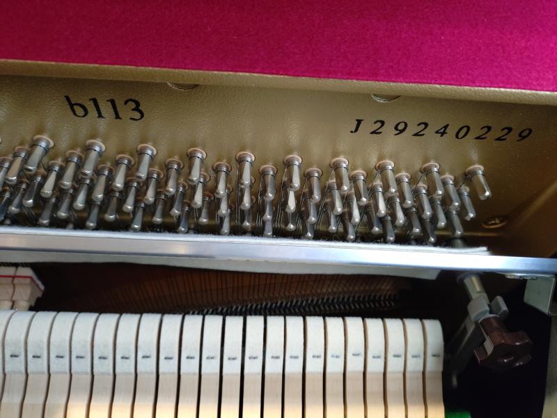 中古 ヤマハ アップライトピアノ b113