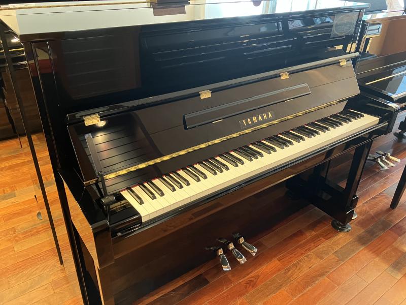 中古 ヤマハ アップライトピアノ b121