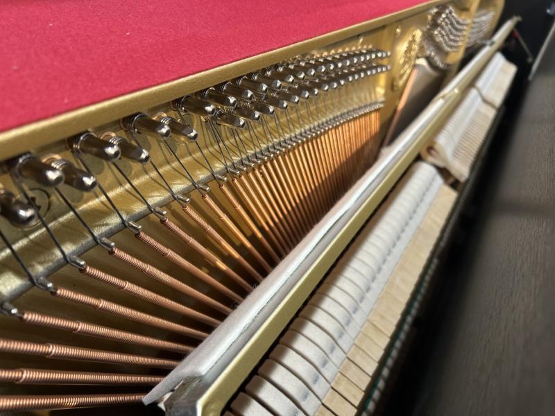 中古 ヤマハ  アップライトピアノ  b121