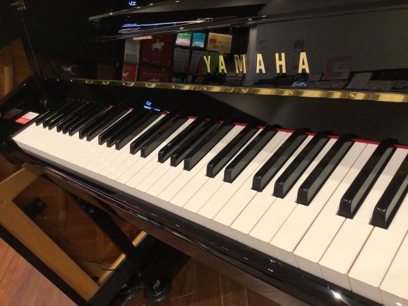 中古 ヤマハ アップライトピアノ b113