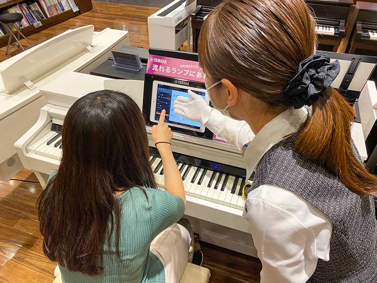 電子ピアノ