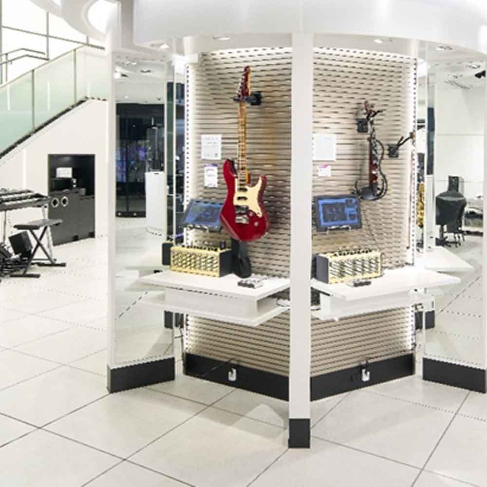 楽器体験してみよう! 楽器体験してみよう!