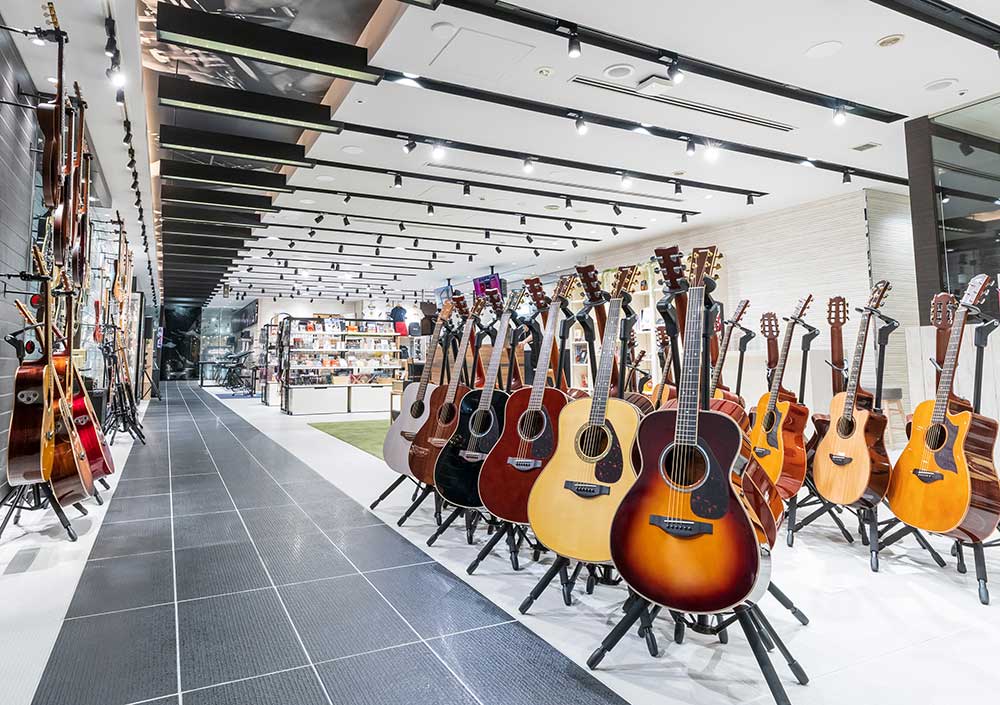 ギター・ドラム・シンセサイザー・音楽制作